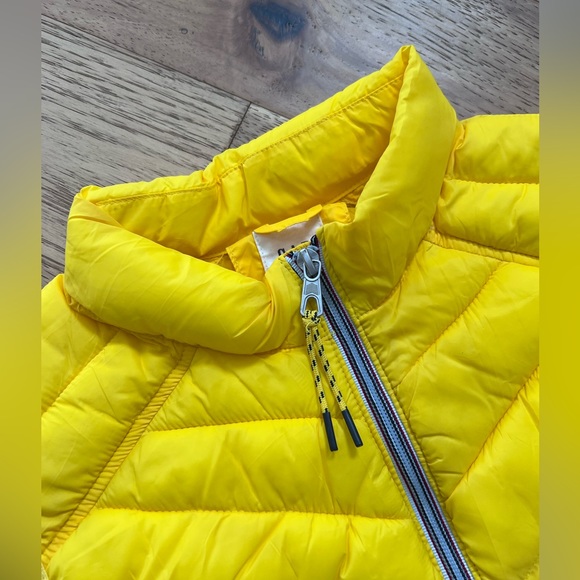 Gap Petite light puffer vest yellow - Picture 3 of 9